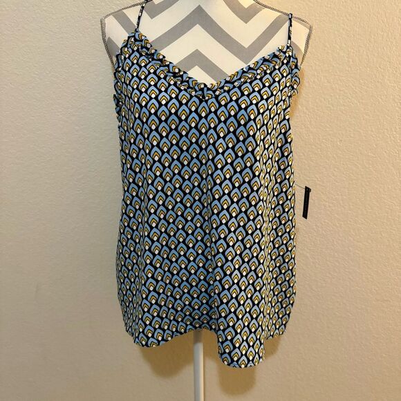 NWT Halogen Blue Art Deco Metric Print Ruffle Triangle V Neck Tank Top Large - Picture 2 of 11